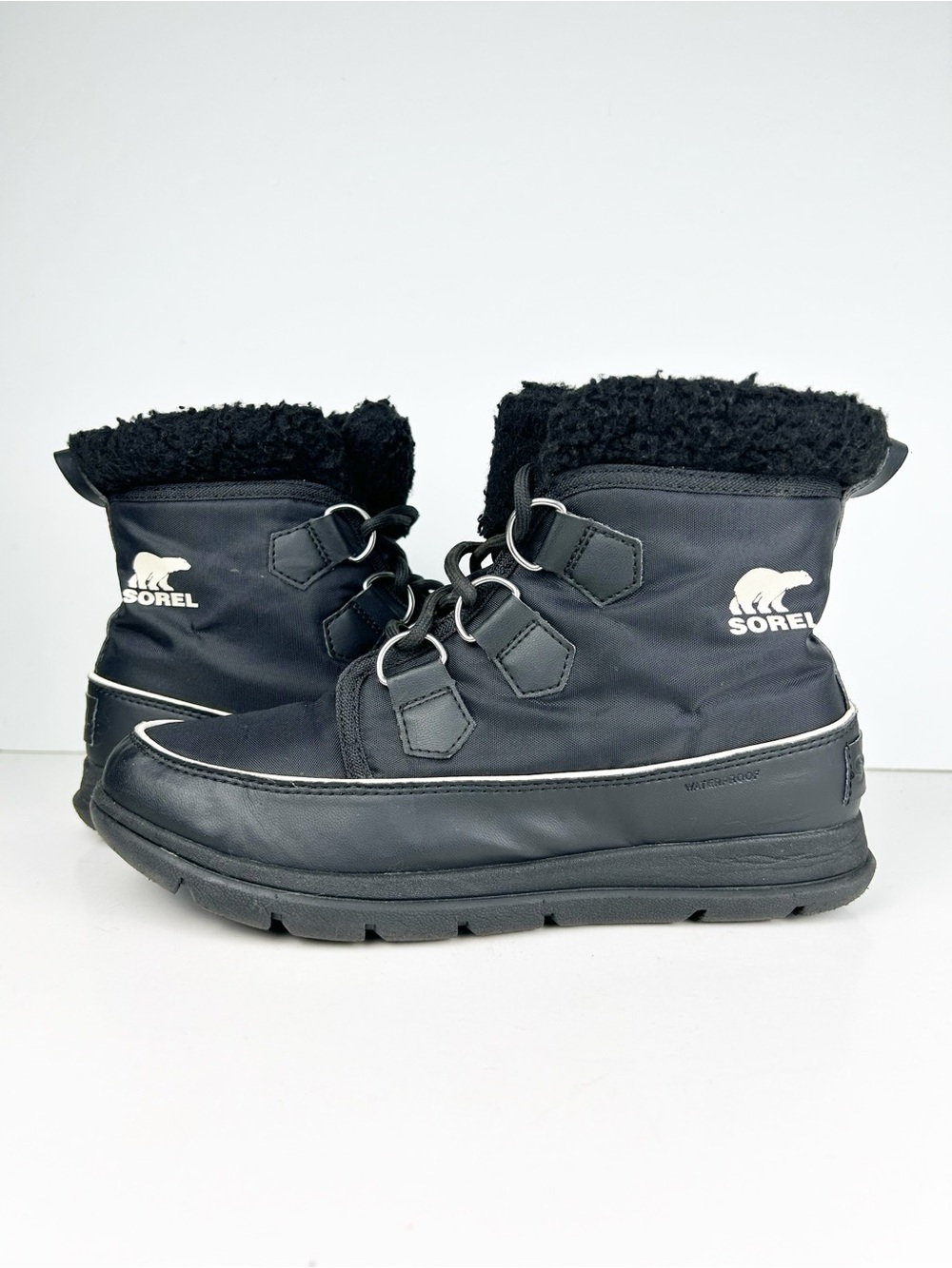 Sorel Explorer Carnival Black Cozy Waterproof Sporty Lightweight Boot
